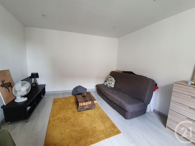 Afficher la photo en grand Studio à louer - 1 pièce - 23.73 m2 - MEAUX - 77 - ILE-DE-FRANCE - Century 21 Icm Immobilier