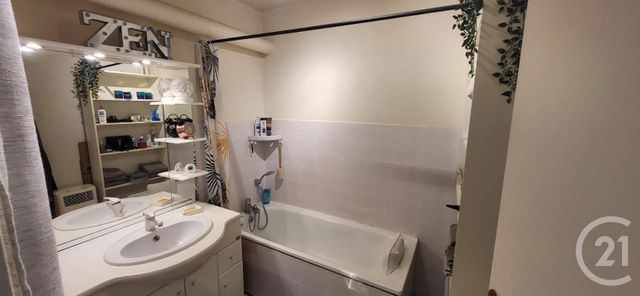 Appartement F2 à vendre - 2 pièces - 48.5 m2 - MEAUX - 77 - ILE-DE-FRANCE - Century 21 Icm Immobilier