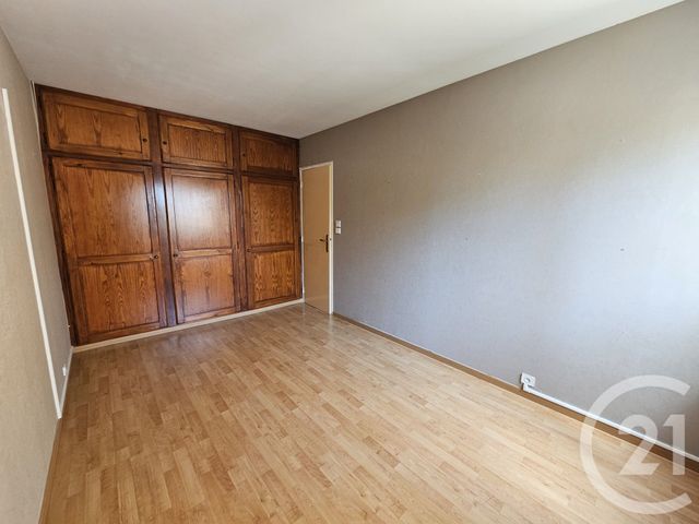 Appartement F2 à louer - 2 pièces - 48.55 m2 - MEAUX - 77 - ILE-DE-FRANCE - Century 21 Icm Immobilier