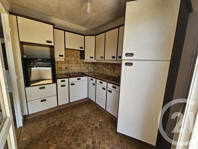 Appartement F2 à louer - 2 pièces - 48.55 m2 - MEAUX - 77 - ILE-DE-FRANCE - Century 21 Icm Immobilier