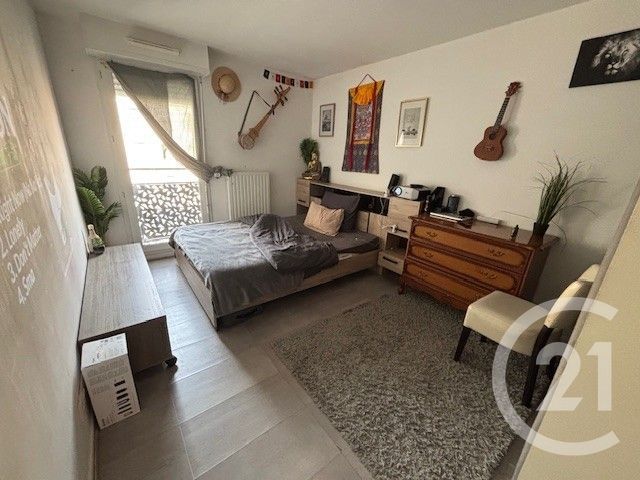 Appartement F2 à vendre - 2 pièces - 39.09 m2 - VILLENOY - 77 - ILE-DE-FRANCE - Century 21 Icm Immobilier