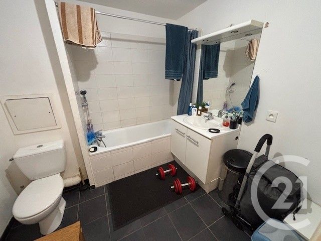 Appartement F2 à vendre - 2 pièces - 39.09 m2 - VILLENOY - 77 - ILE-DE-FRANCE - Century 21 Icm Immobilier