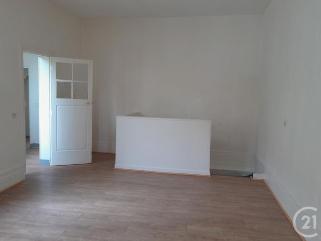 Appartement Studio à vendre - 1 pièce - 31.6 m2 - MEAUX - 77 - ILE-DE-FRANCE - Century 21 Icm Immobilier
