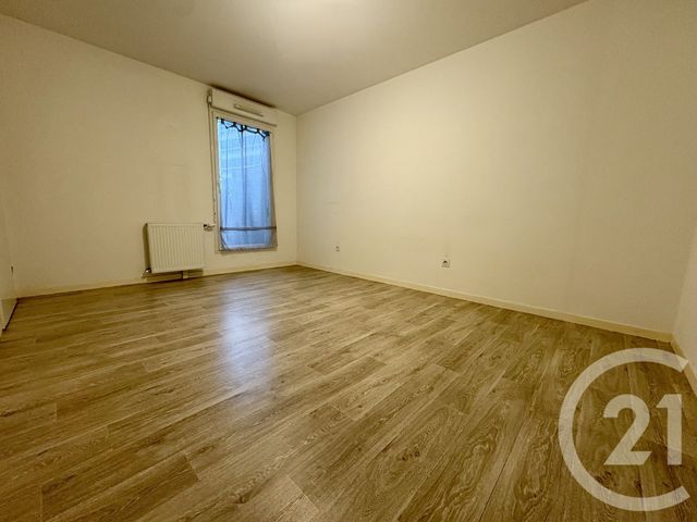 Appartement F2 à vendre - 2 pièces - 42.74 m2 - MEAUX - 77 - ILE-DE-FRANCE - Century 21 Icm Immobilier
