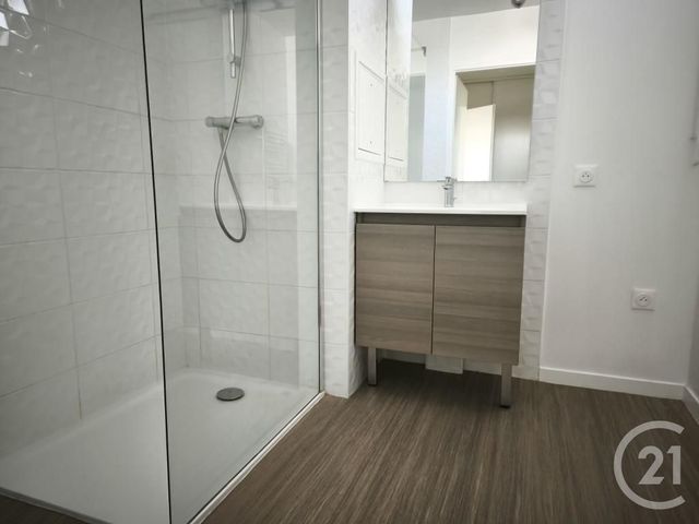 Afficher la photo en grand Appartement F3 à vendre - 3 pièces - 64.04 m2 - MEAUX - 77 - ILE-DE-FRANCE - Century 21 Icm Immobilier