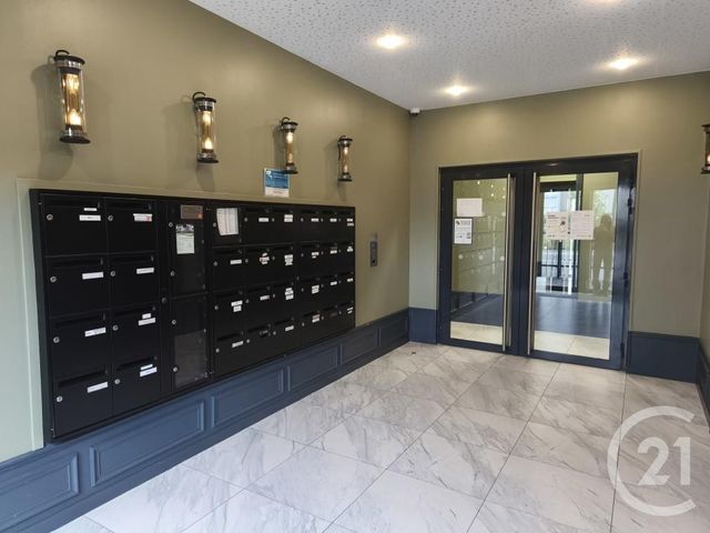 Afficher la photo en grand Appartement F3 à vendre - 3 pièces - 64.04 m2 - MEAUX - 77 - ILE-DE-FRANCE - Century 21 Icm Immobilier