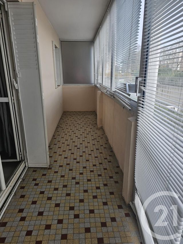 Appartement F2 à louer - 2 pièces - 50.04 m2 - MEAUX - 77 - ILE-DE-FRANCE - Century 21 Icm Immobilier