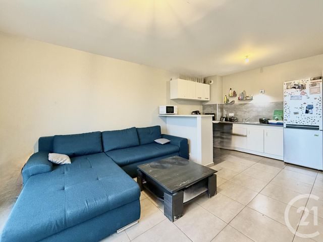 Appartement F2 à vendre - 2 pièces - 42.8 m2 - MEAUX - 77 - ILE-DE-FRANCE - Century 21 Icm Immobilier