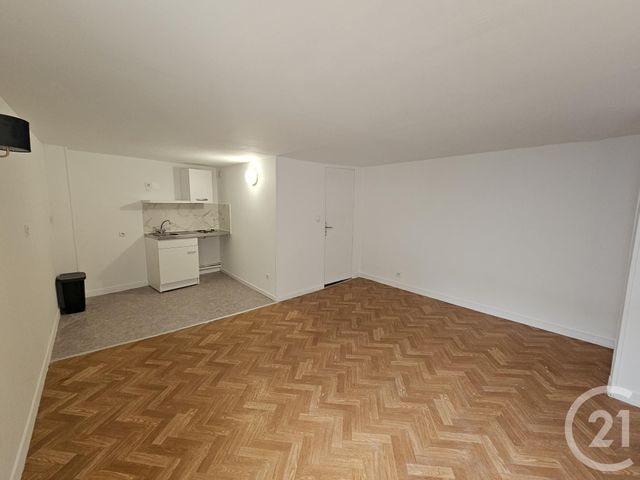 Appartement Studio à louer - 1 pièce - 23.85 m2 - MEAUX - 77 - ILE-DE-FRANCE - Century 21 Icm Immobilier