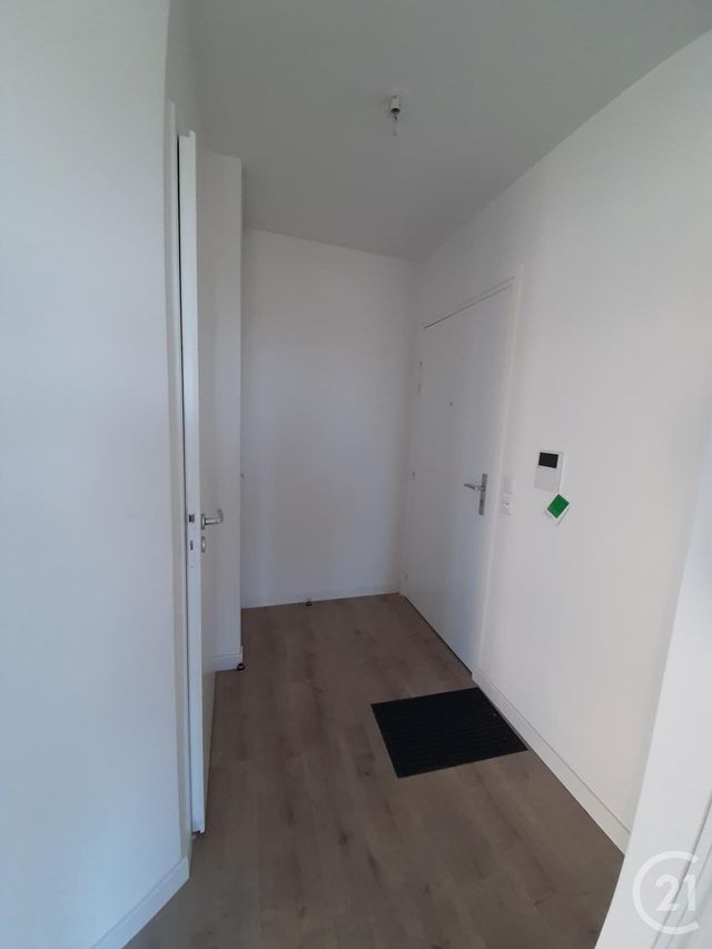 Appartement F4 à vendre - 4 pièces - 84.56 m2 - NANTEUIL LES MEAUX - 77 - ILE-DE-FRANCE - Century 21 Icm Immobilier