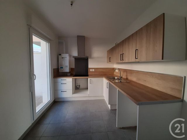 Appartement F4 à vendre - 4 pièces - 84.56 m2 - NANTEUIL LES MEAUX - 77 - ILE-DE-FRANCE - Century 21 Icm Immobilier