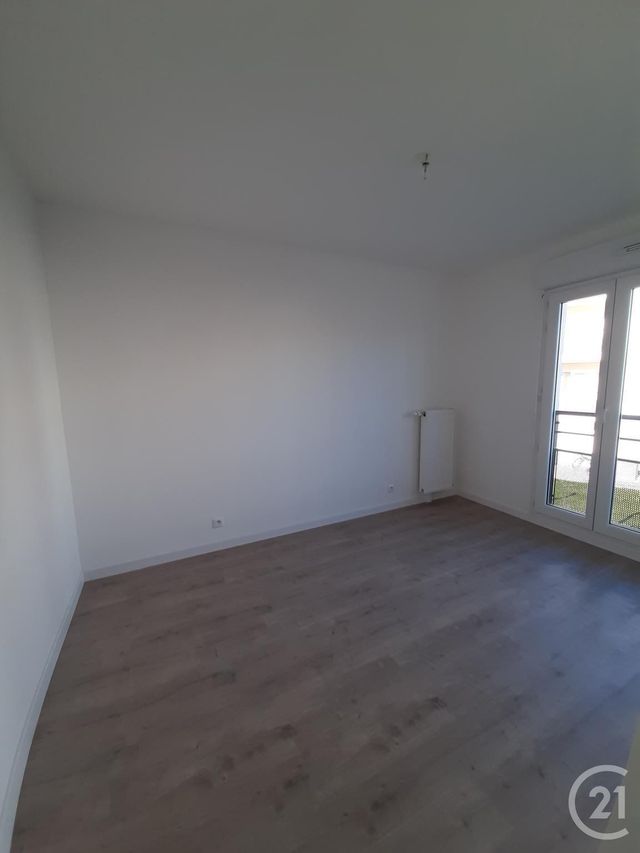 Appartement F4 à vendre - 4 pièces - 84.56 m2 - NANTEUIL LES MEAUX - 77 - ILE-DE-FRANCE - Century 21 Icm Immobilier