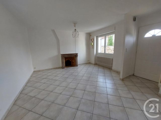 maison à louer - 4 pièces - 108.0 m2 - GUERARD - 77 - ILE-DE-FRANCE - Century 21 Icm Immobilier