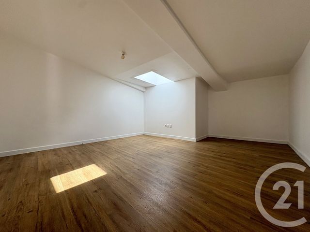 Appartement F4 à vendre - 4 pièces - 101.78 m2 - MEAUX - 77 - ILE-DE-FRANCE - Century 21 Icm Immobilier