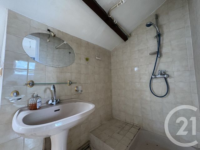 Appartement F2 à vendre - 2 pièces - 31.15 m2 - MEAUX - 77 - ILE-DE-FRANCE - Century 21 Icm Immobilier