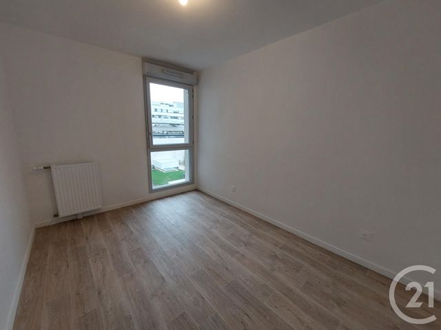 Appartement F3 à louer - 3 pièces - 66.36 m2 - MEAUX - 77 - ILE-DE-FRANCE - Century 21 Icm Immobilier