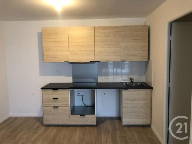 Appartement F3 à louer - 3 pièces - 66.36 m2 - MEAUX - 77 - ILE-DE-FRANCE - Century 21 Icm Immobilier