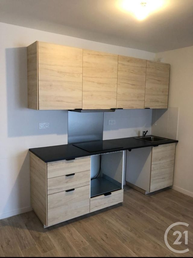Appartement F3 à louer - 3 pièces - 66.36 m2 - MEAUX - 77 - ILE-DE-FRANCE - Century 21 Icm Immobilier
