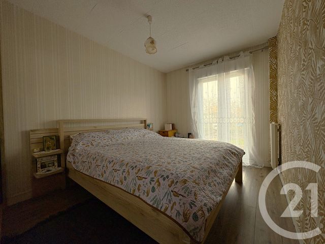 Appartement F4 à vendre - 4 pièces - 76.09 m2 - MEAUX - 77 - ILE-DE-FRANCE - Century 21 Icm Immobilier