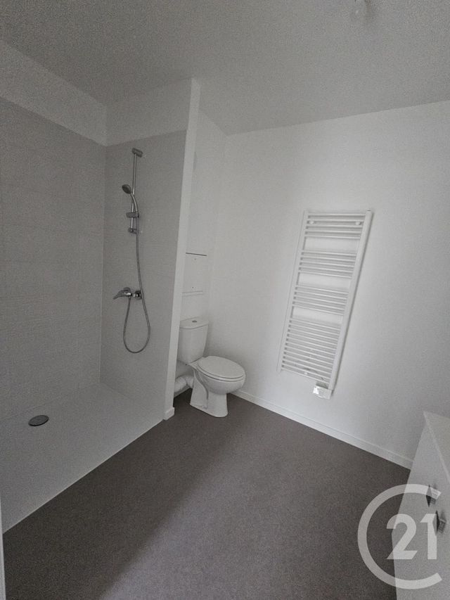 Appartement F2 à louer - 2 pièces - 42.06 m2 - MEAUX - 77 - ILE-DE-FRANCE - Century 21 Icm Immobilier