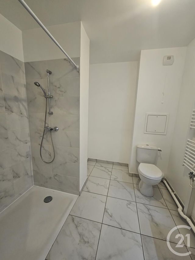 Appartement F2 à louer - 2 pièces - 44.16 m2 - MEAUX - 77 - ILE-DE-FRANCE - Century 21 Icm Immobilier