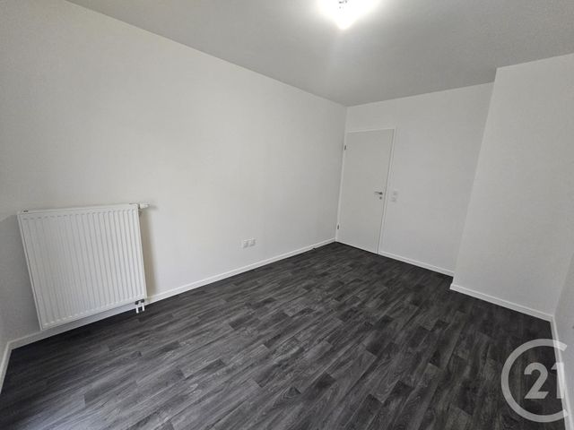 Appartement F2 à louer - 2 pièces - 42.27 m2 - MEAUX - 77 - ILE-DE-FRANCE - Century 21 Icm Immobilier