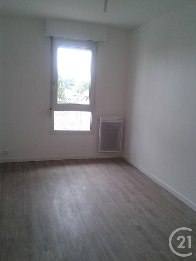 Appartement F2 à louer - 2 pièces - 36.59 m2 - MEAUX - 77 - ILE-DE-FRANCE - Century 21 Icm Immobilier