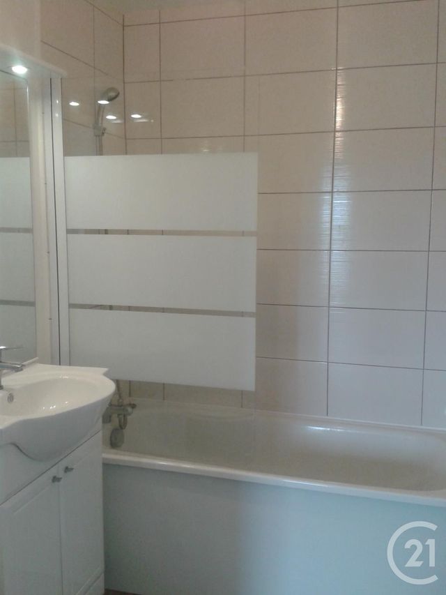 Appartement F2 à louer - 2 pièces - 36.59 m2 - MEAUX - 77 - ILE-DE-FRANCE - Century 21 Icm Immobilier