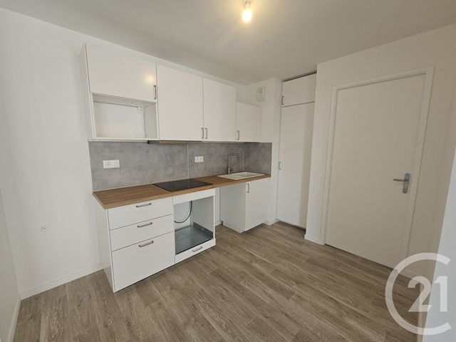 Appartement F3 à louer - 3 pièces - 65.85 m2 - MEAUX - 77 - ILE-DE-FRANCE - Century 21 Icm Immobilier