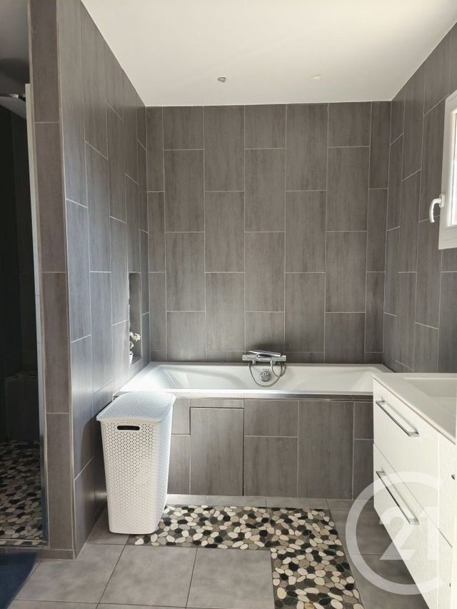 maison à vendre - 8 pièces - 135.68 m2 - CREGY LES MEAUX - 77 - ILE-DE-FRANCE - Century 21 Icm Immobilier