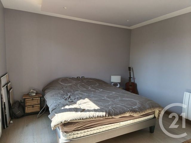 maison à vendre - 8 pièces - 135.68 m2 - CREGY LES MEAUX - 77 - ILE-DE-FRANCE - Century 21 Icm Immobilier