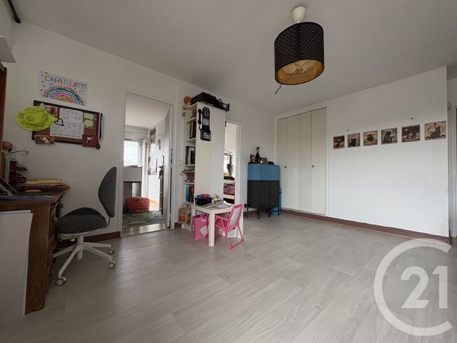 Appartement F3 à vendre - 3 pièces - 73.56 m2 - MEAUX - 77 - ILE-DE-FRANCE - Century 21 Icm Immobilier