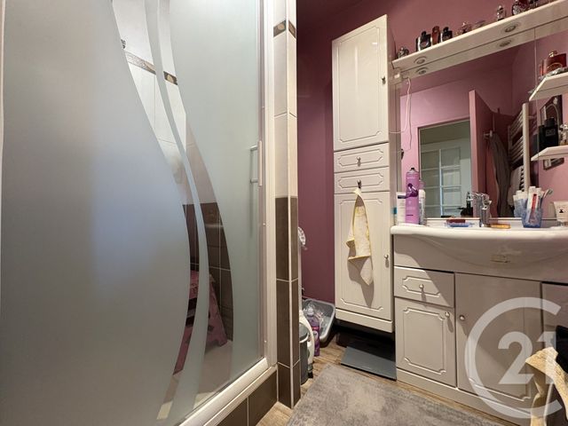 Appartement F3 à vendre - 4 pièces - 72.37 m2 - MEAUX - 77 - ILE-DE-FRANCE - Century 21 Icm Immobilier