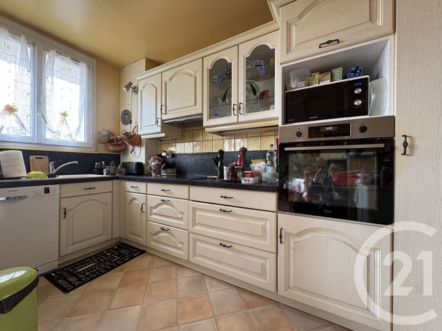 Appartement F3 à vendre - 4 pièces - 72.37 m2 - MEAUX - 77 - ILE-DE-FRANCE - Century 21 Icm Immobilier