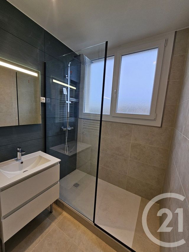 Appartement F3 à louer - 3 pièces - 66.52 m2 - MEAUX - 77 - ILE-DE-FRANCE - Century 21 Icm Immobilier