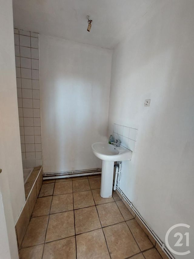 Appartement F2 à louer - 2 pièces - 45.82 m2 - MEAUX - 77 - ILE-DE-FRANCE - Century 21 Icm Immobilier