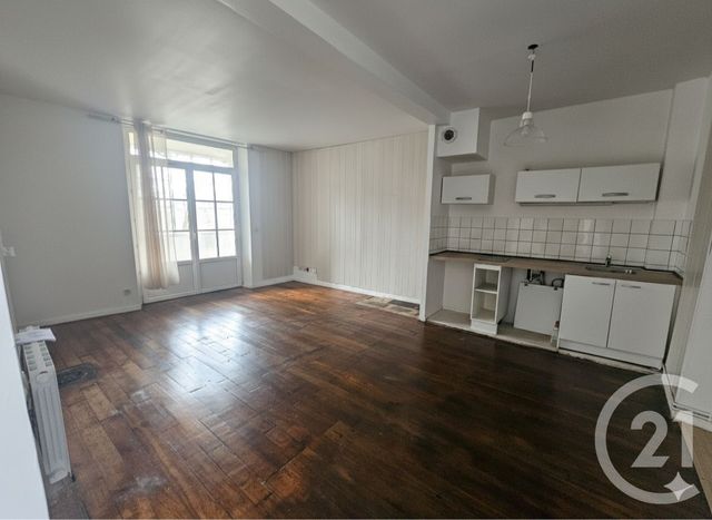 Appartement F2 à louer - 2 pièces - 46.65 m2 - MEAUX - 77 - ILE-DE-FRANCE - Century 21 Icm Immobilier