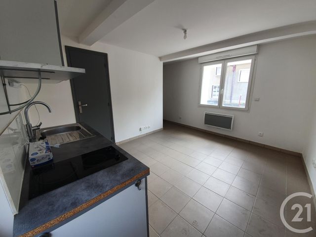 Appartement F2 à louer - 2 pièces - 34.41 m2 - CHAMBRY - 77 - ILE-DE-FRANCE - Century 21 Icm Immobilier