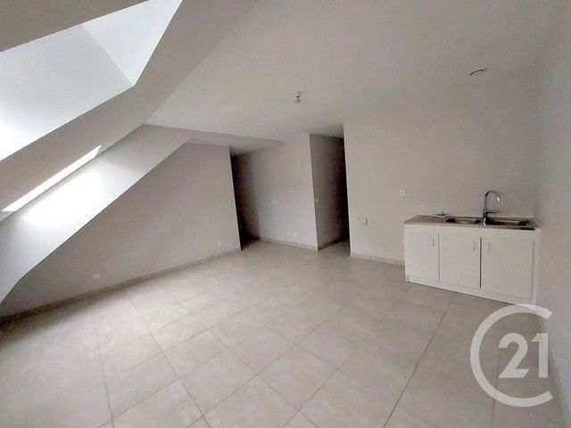 Appartement à louer - 2 pièces - 38.42 m2 - LA FERTE SOUS JOUARRE - 77 - ILE-DE-FRANCE - Century 21 Icm Immobilier