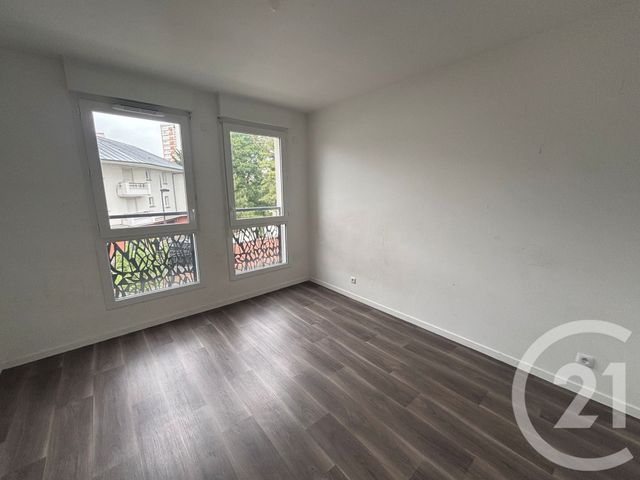 Appartement F3 à vendre - 3 pièces - 53.62 m2 - MEAUX - 77 - ILE-DE-FRANCE - Century 21 Icm Immobilier