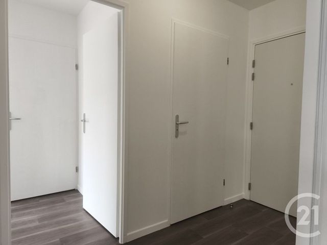 Appartement F3 à vendre - 3 pièces - 53.62 m2 - MEAUX - 77 - ILE-DE-FRANCE - Century 21 Icm Immobilier