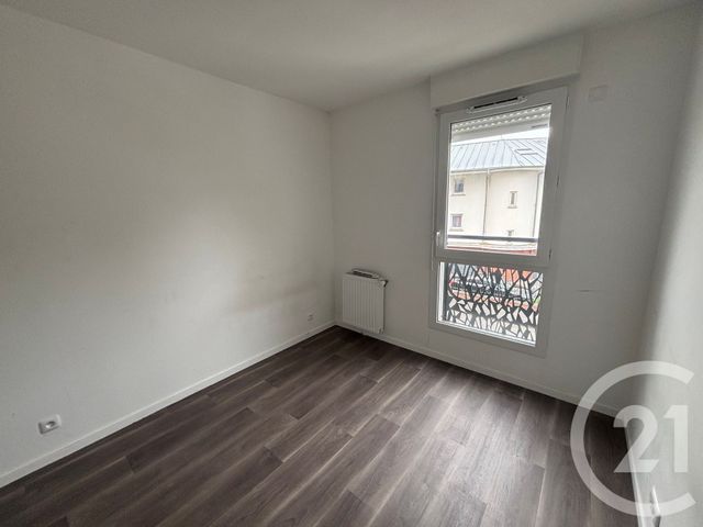Appartement F3 à vendre - 3 pièces - 53.62 m2 - MEAUX - 77 - ILE-DE-FRANCE - Century 21 Icm Immobilier