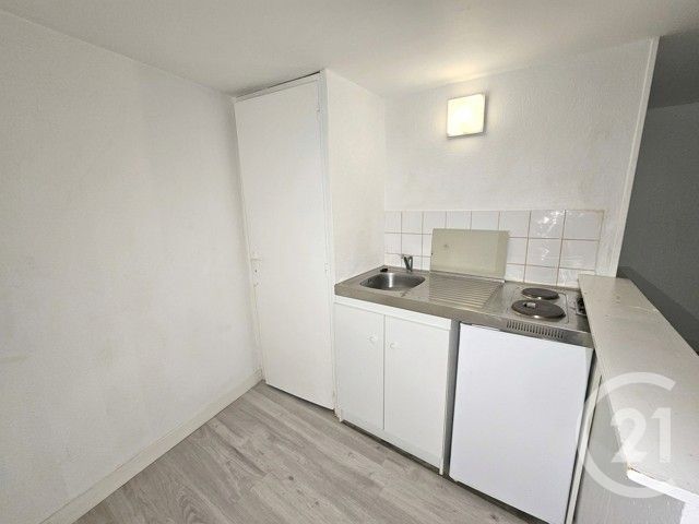 Appartement Studio à louer - 1 pièce - 23.2 m2 - MEAUX - 77 - ILE-DE-FRANCE - Century 21 Icm Immobilier