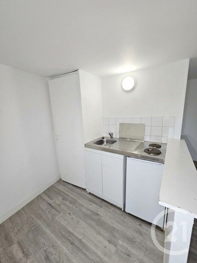 Appartement Studio à louer - 1 pièce - 23.2 m2 - MEAUX - 77 - ILE-DE-FRANCE - Century 21 Icm Immobilier