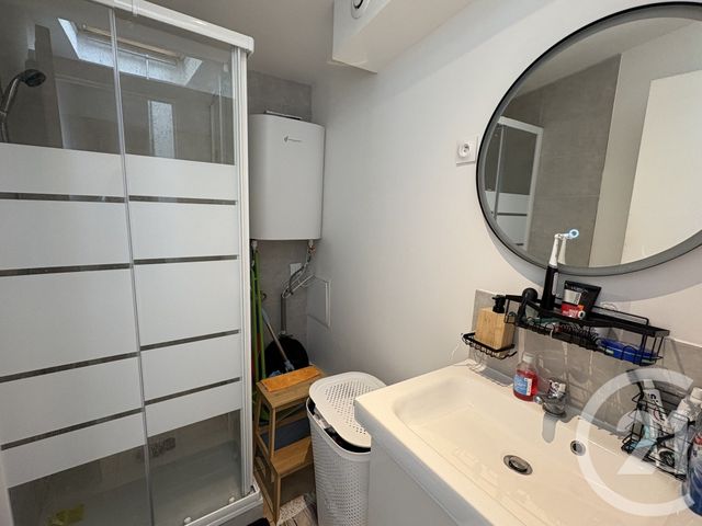 Appartement F2 à vendre - 2 pièces - 32.2 m2 - MEAUX - 77 - ILE-DE-FRANCE - Century 21 Icm Immobilier