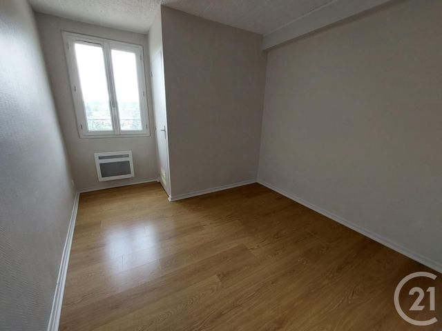 Appartement F2 à louer - 2 pièces - 27.33 m2 - NANTEUIL LES MEAUX - 77 - ILE-DE-FRANCE - Century 21 Icm Immobilier
