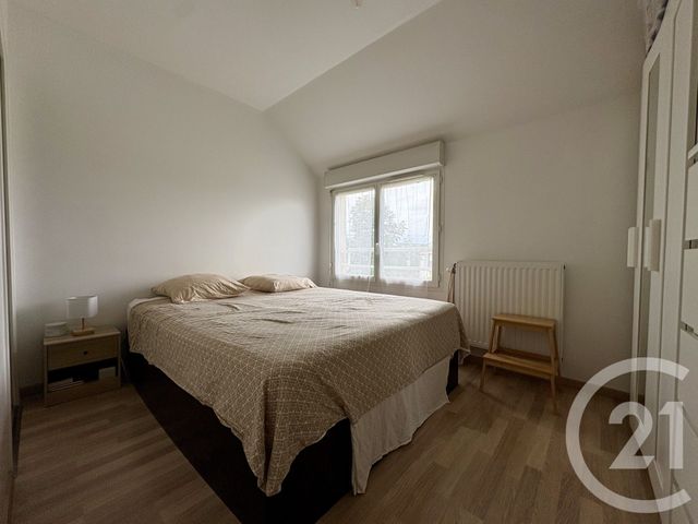 Appartement F2 à vendre - 2 pièces - 44.5 m2 - CHAUCONIN NEUFMONTIERS - 77 - ILE-DE-FRANCE - Century 21 Icm Immobilier