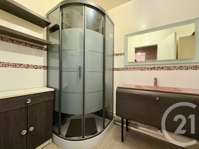 Appartement F3 à vendre - 3 pièces - 66.17 m2 - MEAUX - 77 - ILE-DE-FRANCE - Century 21 Icm Immobilier