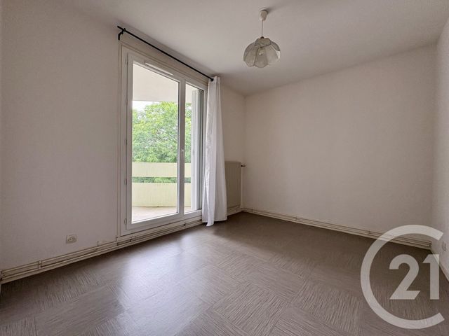 Appartement F3 à vendre - 3 pièces - 66.17 m2 - MEAUX - 77 - ILE-DE-FRANCE - Century 21 Icm Immobilier