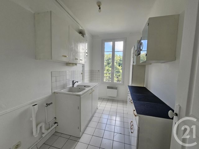 Appartement F2 à louer - 2 pièces - 43.97 m2 - MEAUX - 77 - ILE-DE-FRANCE - Century 21 Icm Immobilier